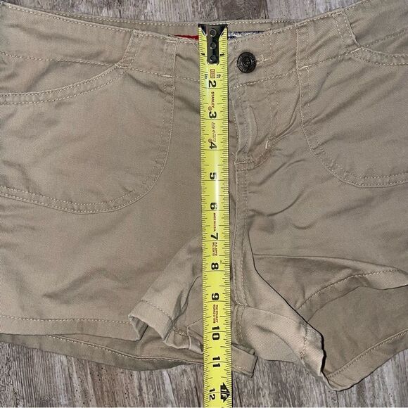 PARIS Blues Y2K khaki shorts - Picture 5 of 5